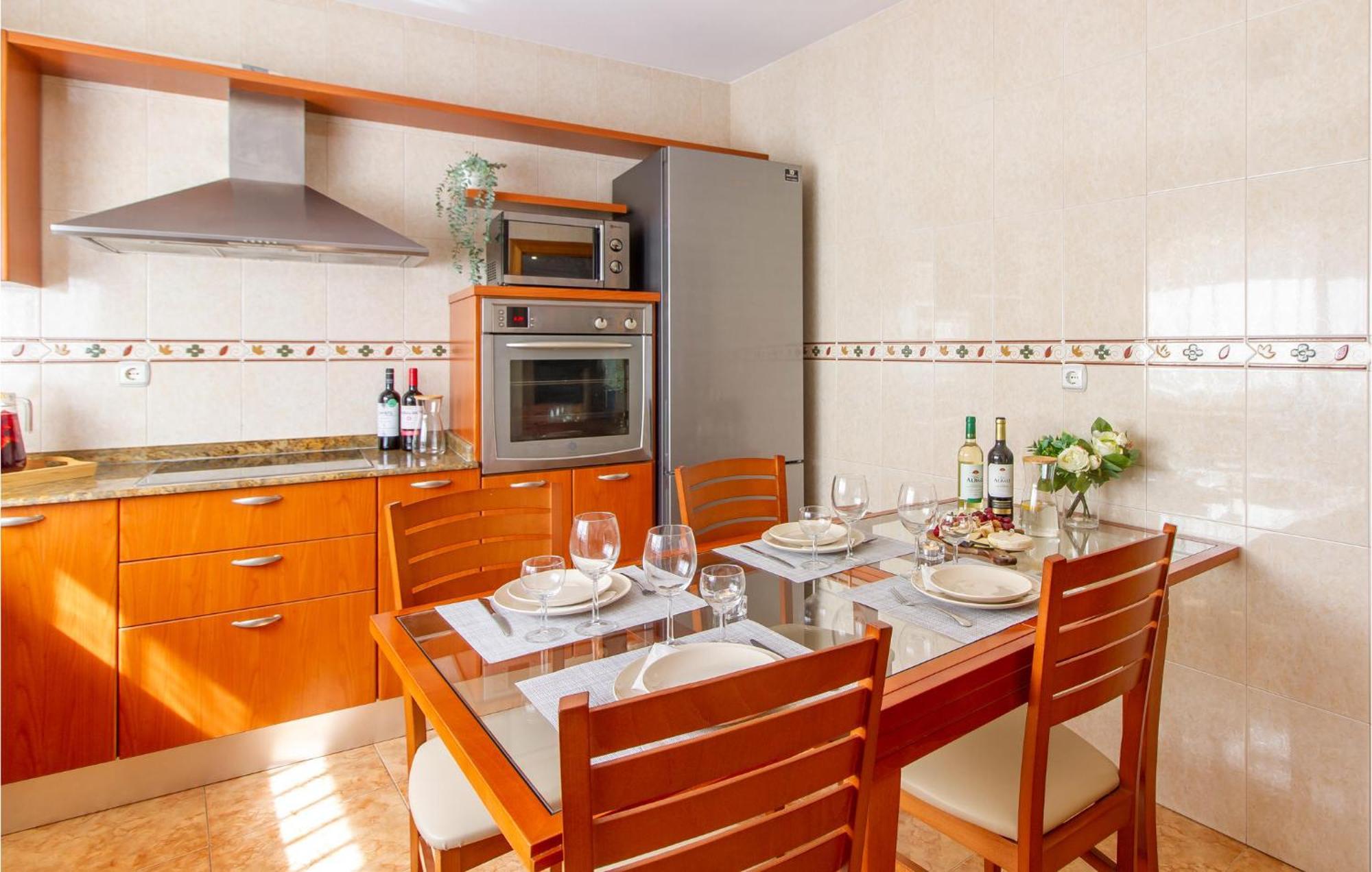 Cozy Apartment In Aguilas With Kitchen Экстерьер фото
